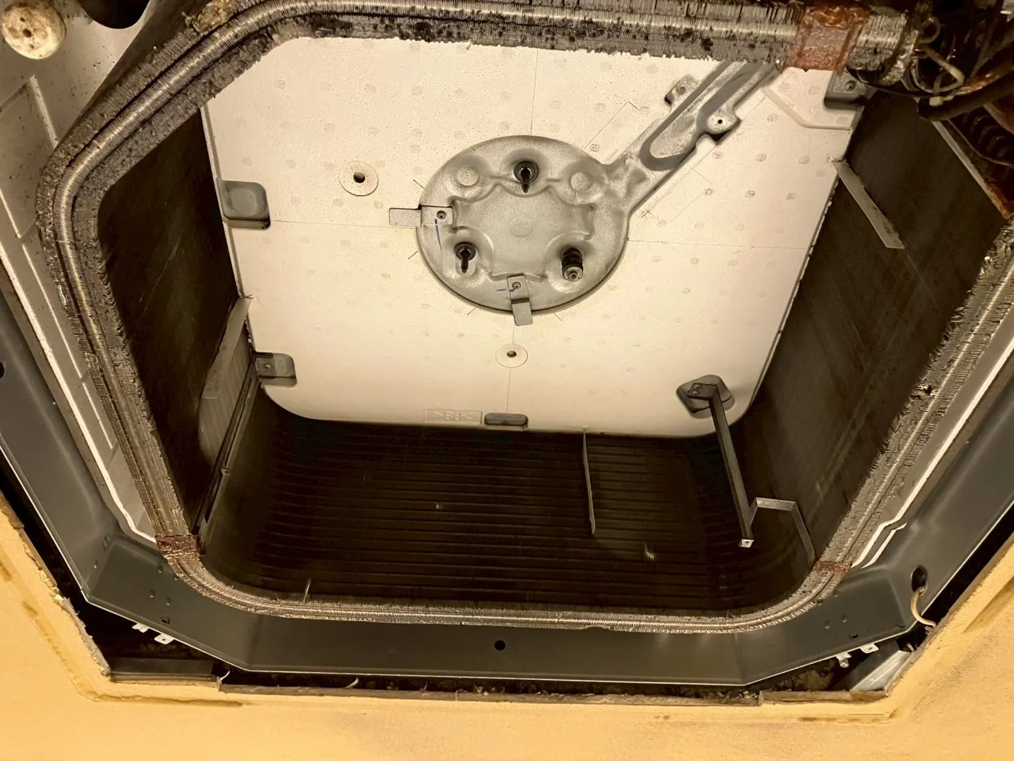 【大阪府】飲食店 厨房排気設備・エアコン同時清掃