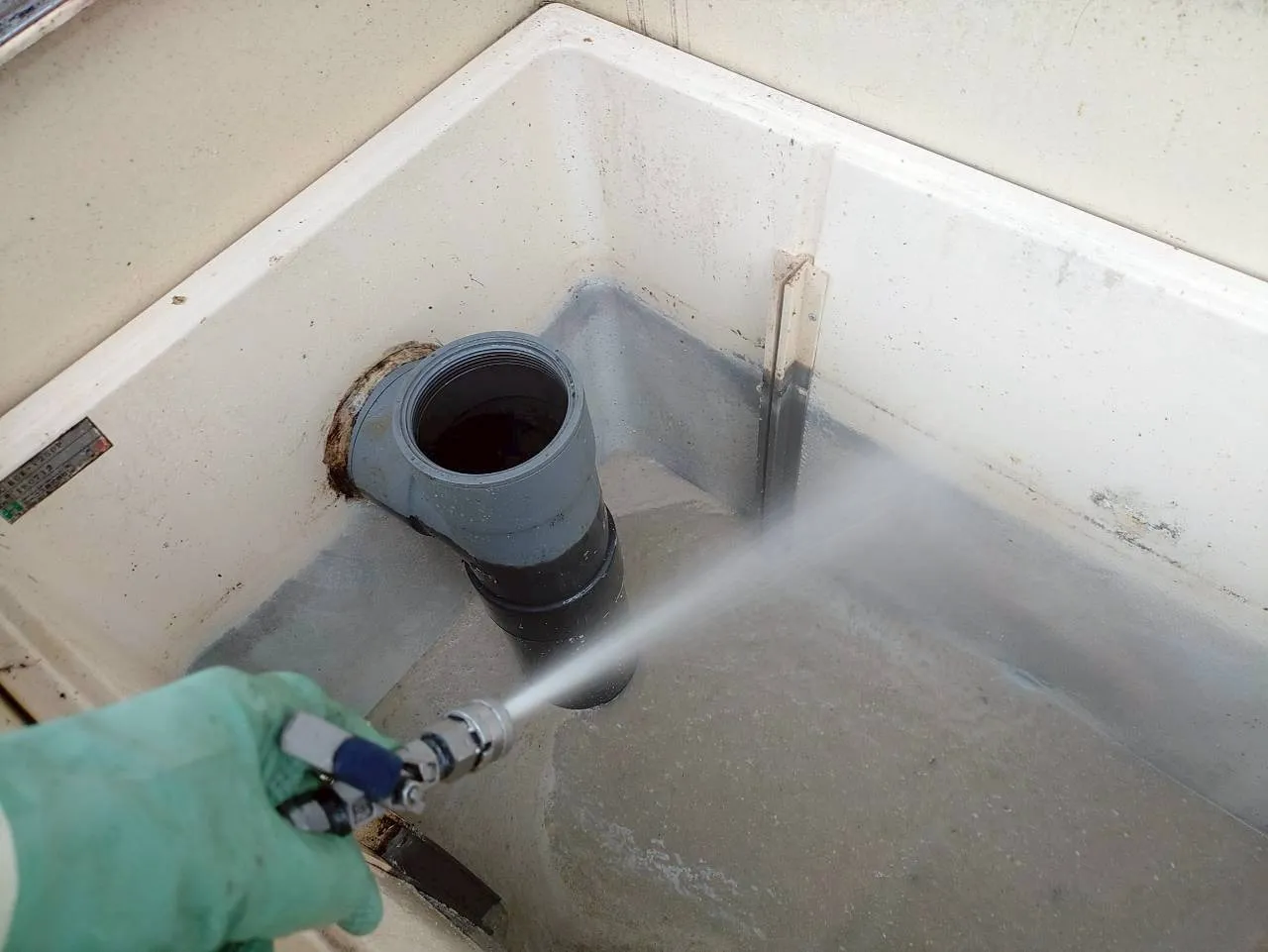 【大阪府】 定期清掃 グリストラップ